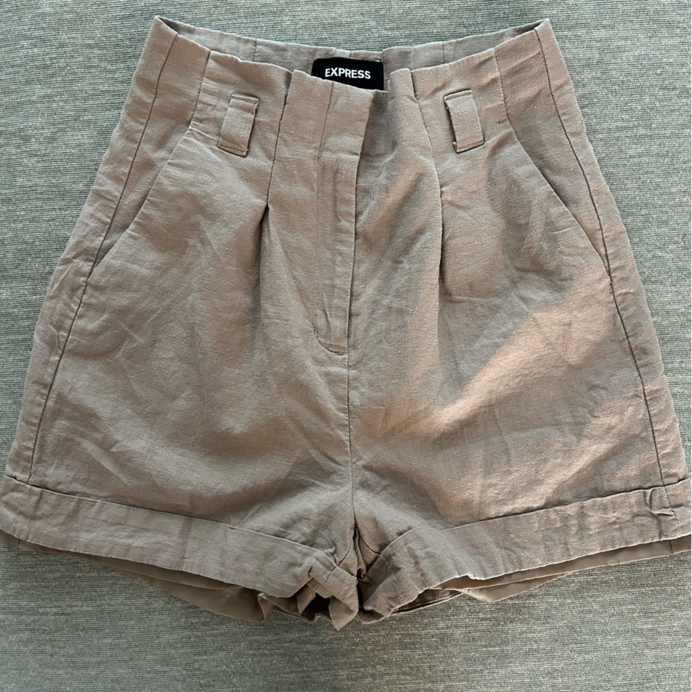 Size 0 Express shorts